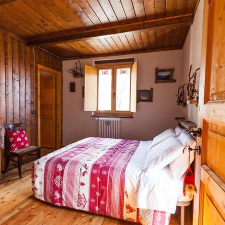 B & B La Guiette Casteldelfino Εξωτερικό φωτογραφία
