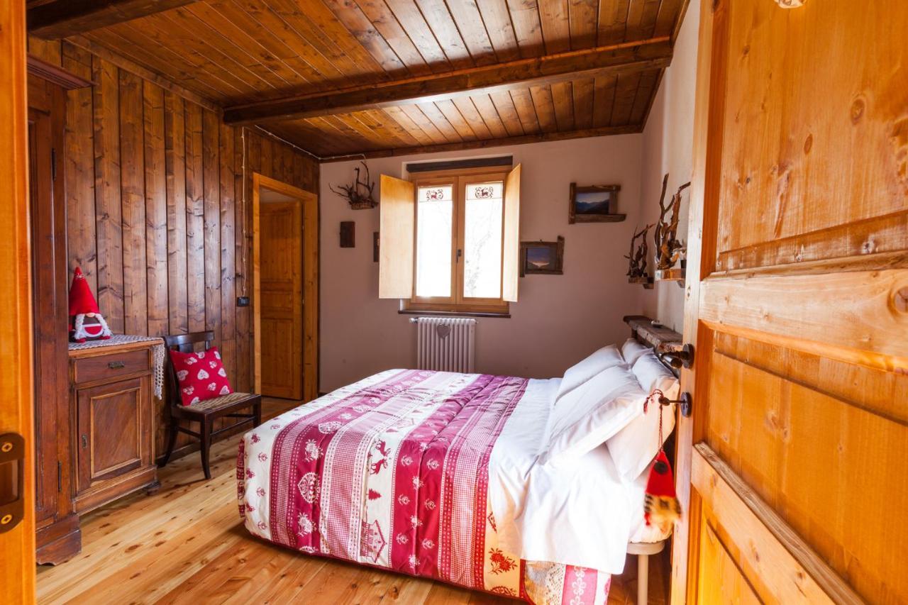 B & B La Guiette Casteldelfino Εξωτερικό φωτογραφία